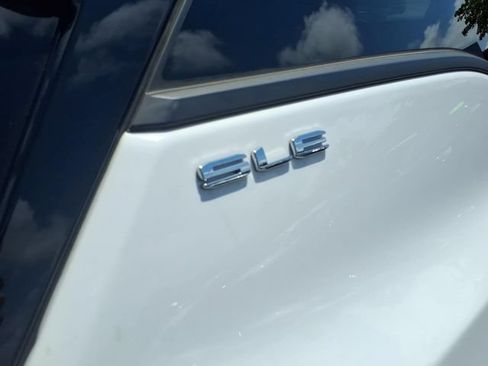 Used 2023 GMC Terrain SLE w/ Driver Convenience Package AWD/4WD image 9