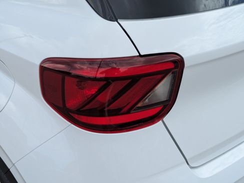 New 2026 Hyundai Venue SEL FWD image 33