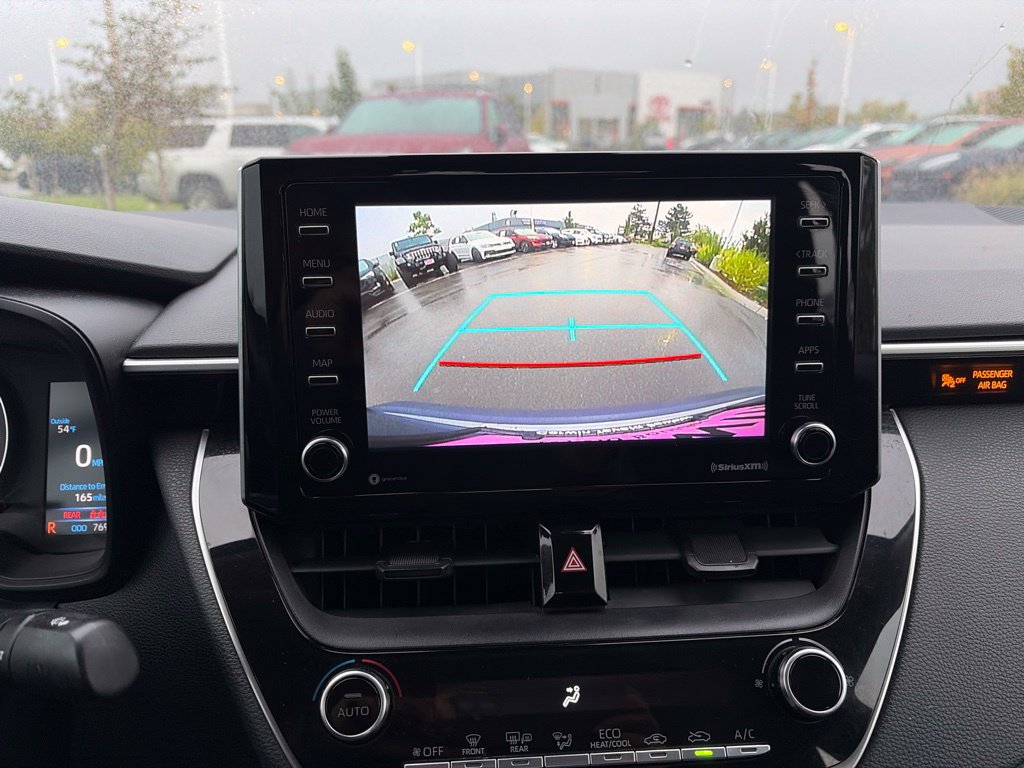 Used 2021 Toyota Corolla LE FWD image 28