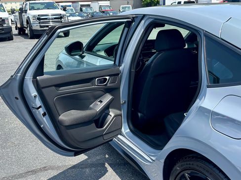 Used 2024 Honda Civic Sport image 19