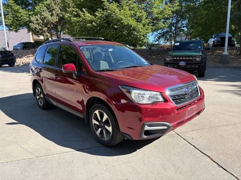 Used 2017 Subaru Forester 2.5i Premium AWD/4WD image 9