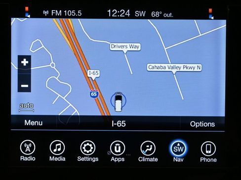Used 2017 Chrysler Pacifica Touring w/ Tire & Wheel Group FWD image 9