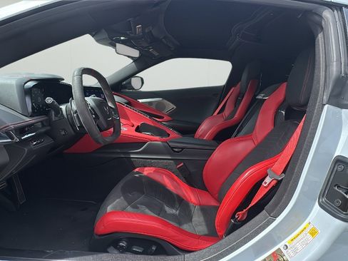 Used 2023 Chevrolet Corvette Stingray Preferred Cpe w/ Z51 Performance Package RWD image 9