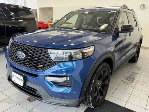 Used 2021 Ford Explorer ST w/ ST Street Pack image 36