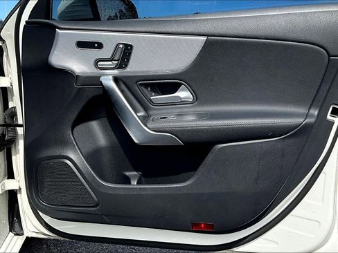 Used 2020 Mercedes-Benz A 220 image 22