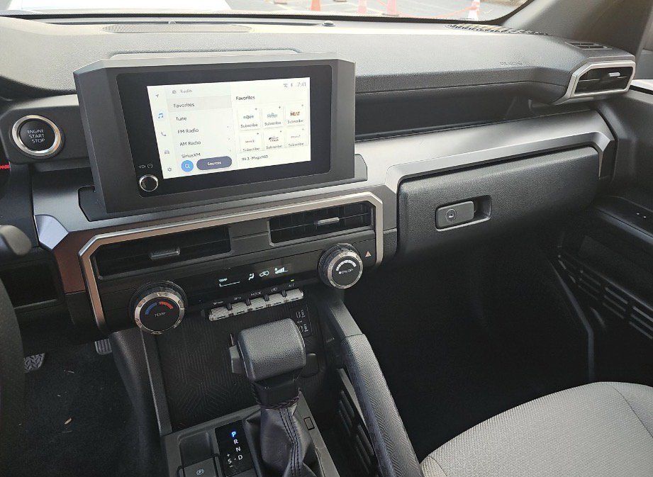 Used 2026 Toyota 4Runner SR5 AWD/4WD image 12