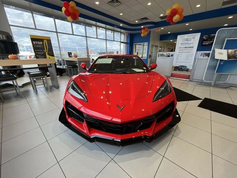 New 2026 Chevrolet Corvette Z06 w/ Z07 Performance Package image 7