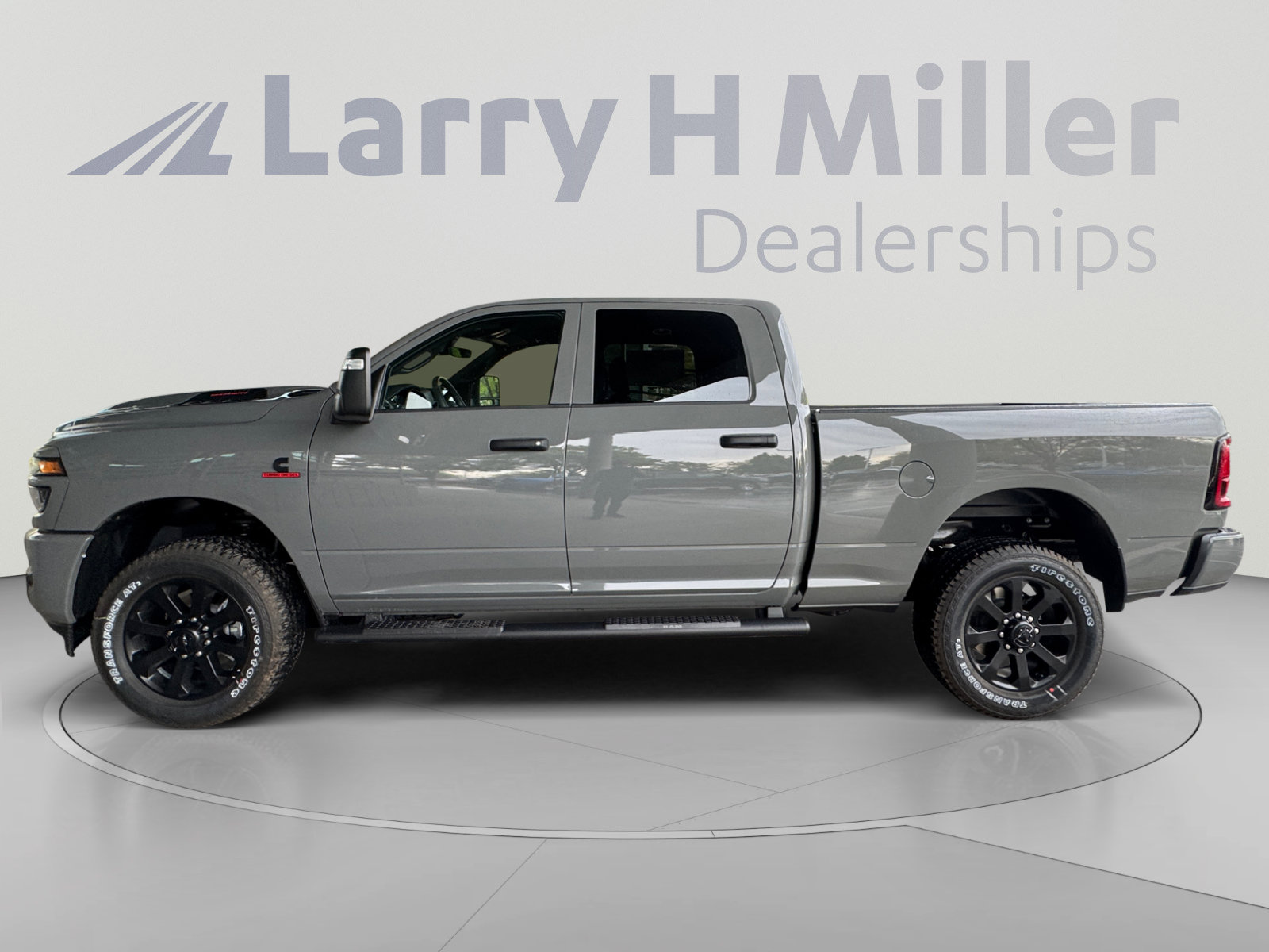New 2027 RAM 2500 Tradesman AWD/4WD image 2