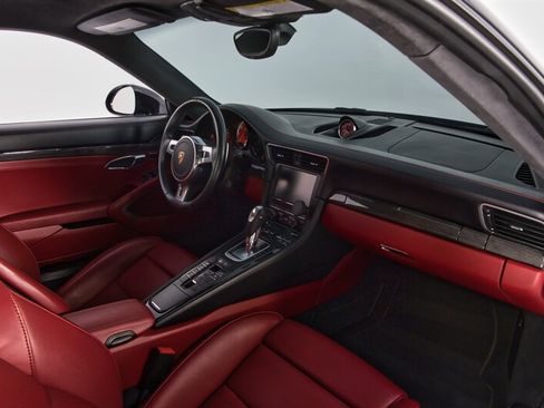 Used 2015 Porsche 911 Turbo S AWD/4WD image 30