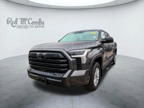 Used 2022 Toyota Tundra SR5 AWD/4WD image 1