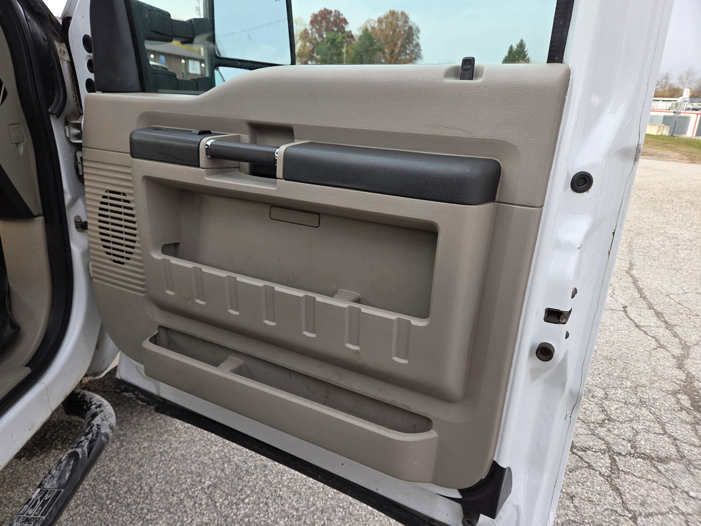 Used 2009 Ford F250 XLT AWD/4WD image 19