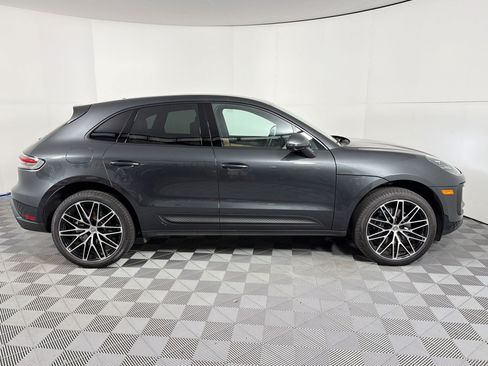 Used 2026 Porsche Macan AWD/4WD image 8