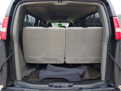 Used 2016 Chevrolet Express 3500 LT w/ LT Preferred Equipment Group image 5