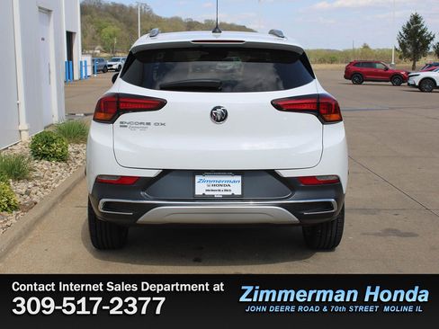 Used 2020 Buick Encore GX Essence w/ Experience Buick Package AWD/4WD image 5