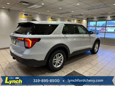 New 2026 Ford Explorer Active image 18