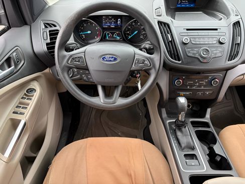 Used 2017 Ford Escape SE image 13