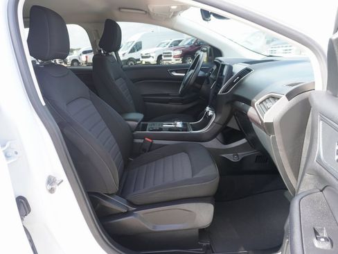 Certified 2024 Ford Edge SE w/ Black Appearance Package image 22