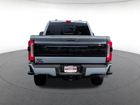 Used 2026 Ford F250 Platinum AWD/4WD image 4