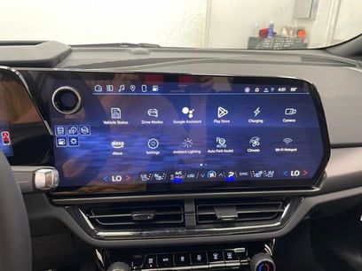 New 2025 Chevrolet Equinox EV RS