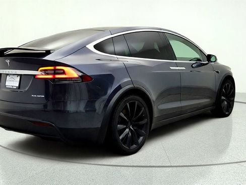 Used 2020 Tesla Model X Long Range AWD/4WD image 5