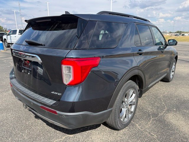 Used 2022 Ford Explorer XLT w/ Equipment Group 202A AWD/4WD image 5