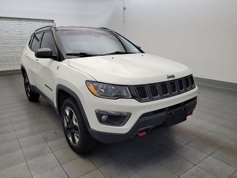 Used 2018 Jeep Compass Trailhawk w/ Leather Interior Group AWD/4WD image 13