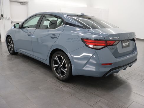 Used 2024 Nissan Sentra SV FWD image 6