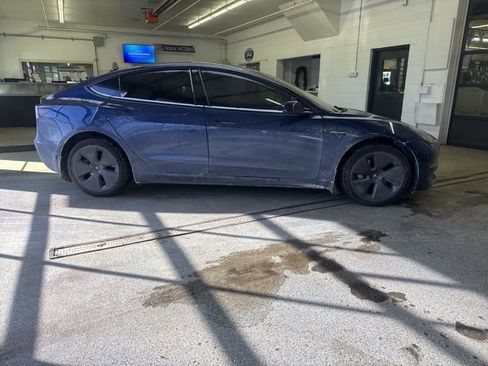 Used 2023 Tesla Model 3 Long Range image 4