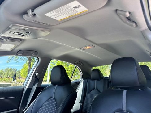 Used 2023 Toyota Camry SE image 29