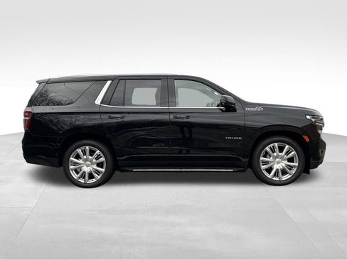 Used 2024 Chevrolet Tahoe High Country w/ Advanced Technology Package image 4