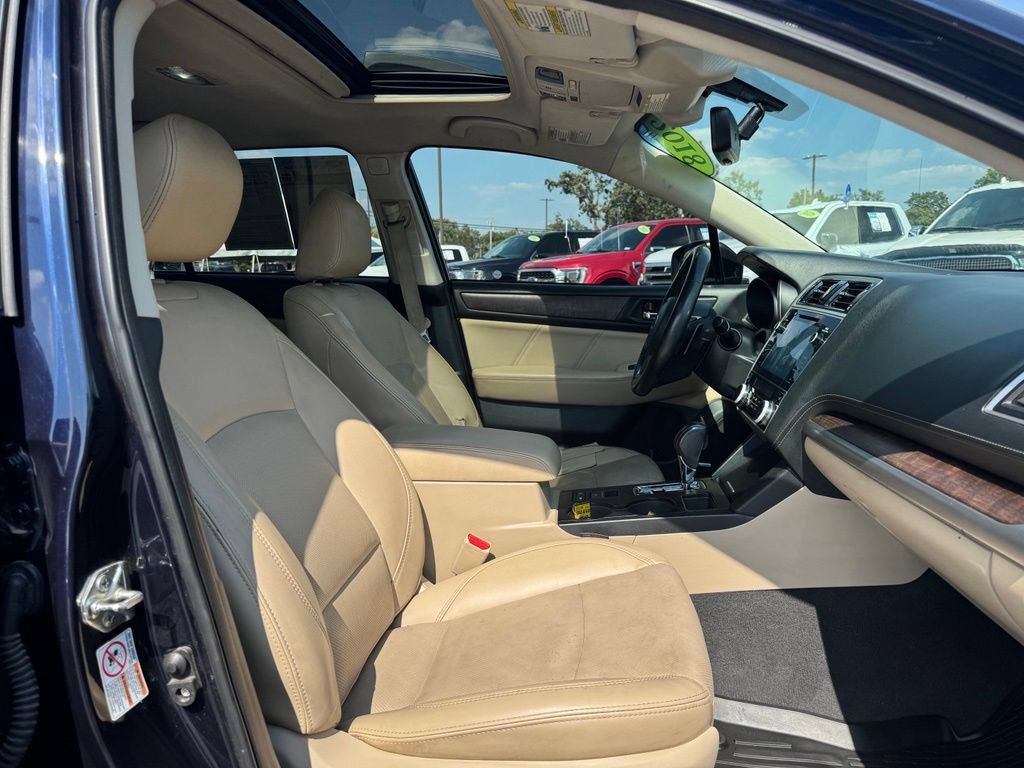 Used 2018 Subaru Outback 3.6R Limited AWD/4WD image 18