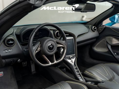 Used 2020 McLaren 720S Performance image 25