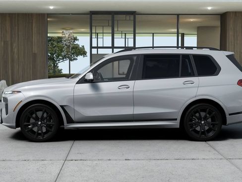 New 2027 BMW X7 xDrive40i w/ M Sport Package AWD/4WD image 4