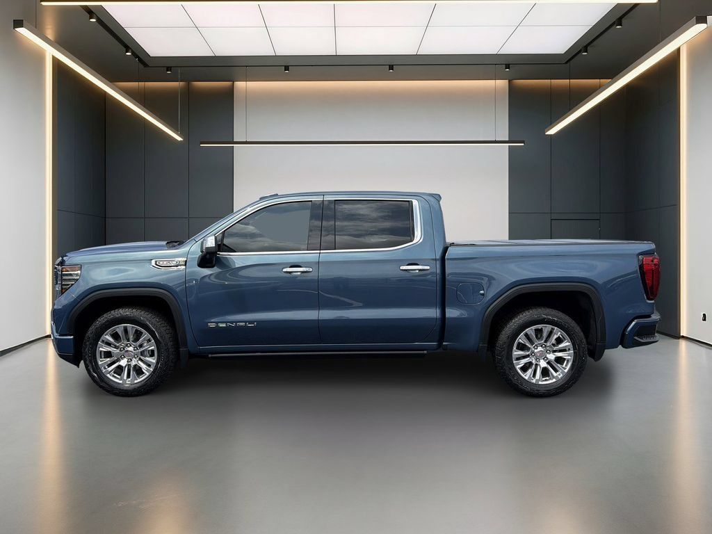 Certified 2024 GMC Sierra 1500 Denali w/ Technology Package AWD/4WD image 2