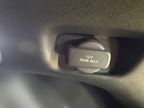 Used 2023 Honda HR-V Sport image 32