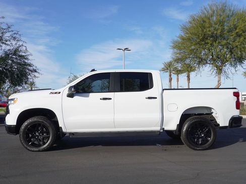 Used 2025 Chevrolet Silverado 1500 LT Trail Boss image 2