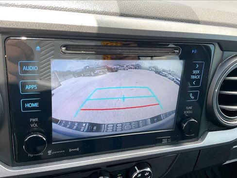 Used 2018 Toyota Tacoma TRD Sport w/ Technology Package RWD image 25