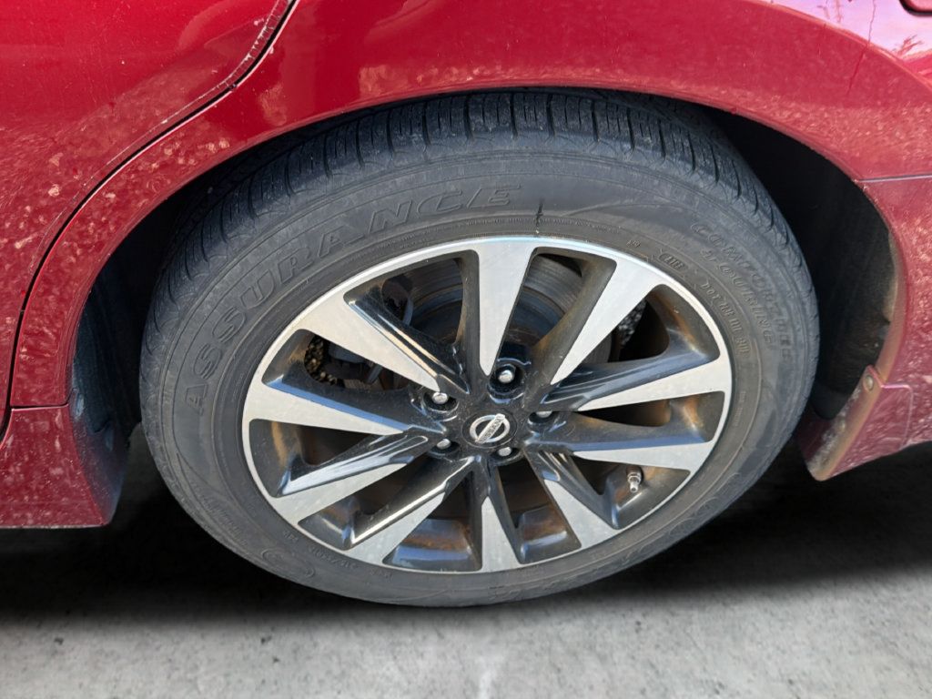 Used 2019 Nissan Maxima 3.5 SV w/ Floor Mat Group FWD image 21