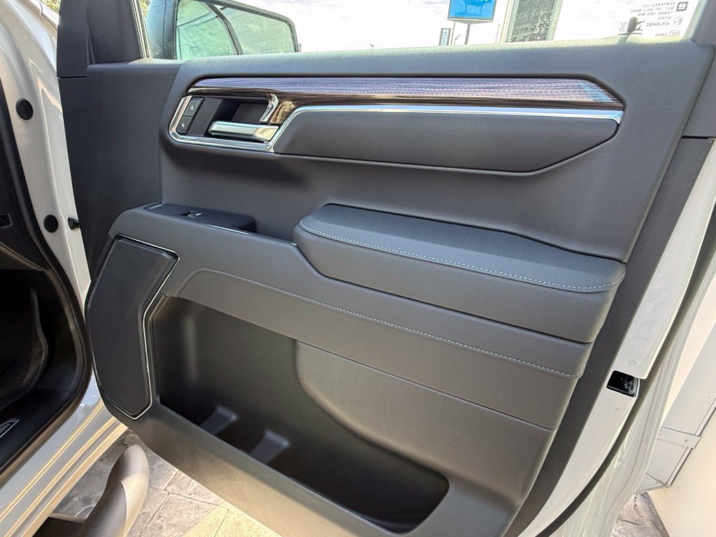 New 2026 Chevrolet Silverado 1500 RST w/ LPO, Liner Protection Package AWD/4WD image 33