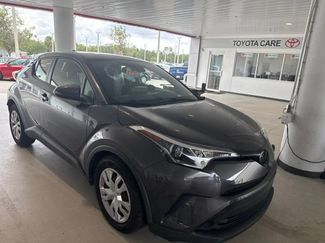 Used 2019 Toyota C-HR LE FWD video 1