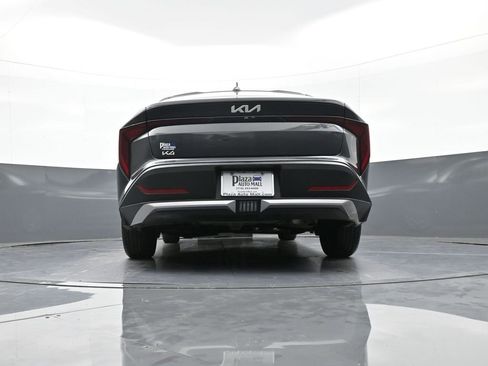 Certified 2025 Kia K4 LX image 30