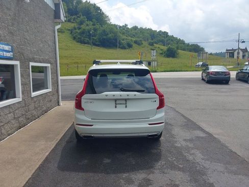 Used 2020 Volvo XC90 T6 Momentum AWD/4WD image 4