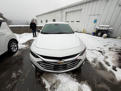 Used 2023 Chevrolet Malibu LT image 8