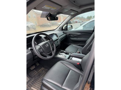 Used 2023 Honda Ridgeline RTL image 2