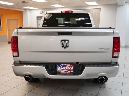 Used 2014 RAM 1500 Express image 8