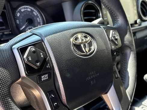 Used 2023 Toyota Tacoma TRD Sport w/ Technology Package RWD image 24