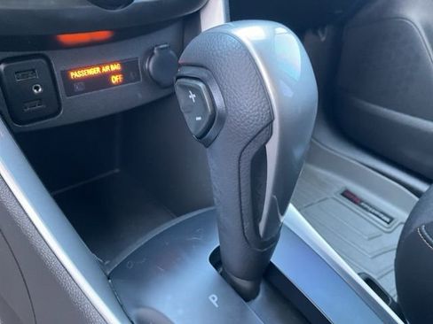 Used 2022 Chevrolet Trax LT w/ Sport Edition AWD/4WD image 19