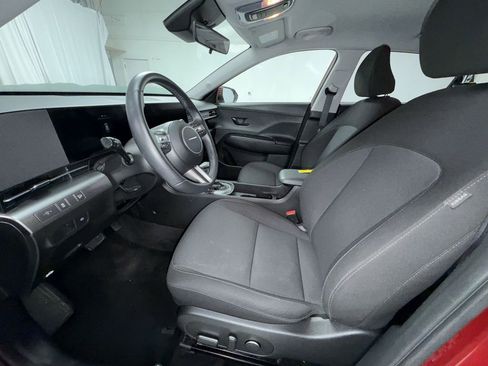Used 2025 Hyundai Kona SEL AWD/4WD image 13