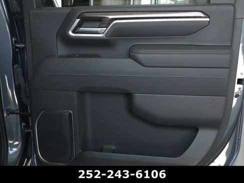 Used 2025 Chevrolet Silverado 2500 LT AWD/4WD image 34
