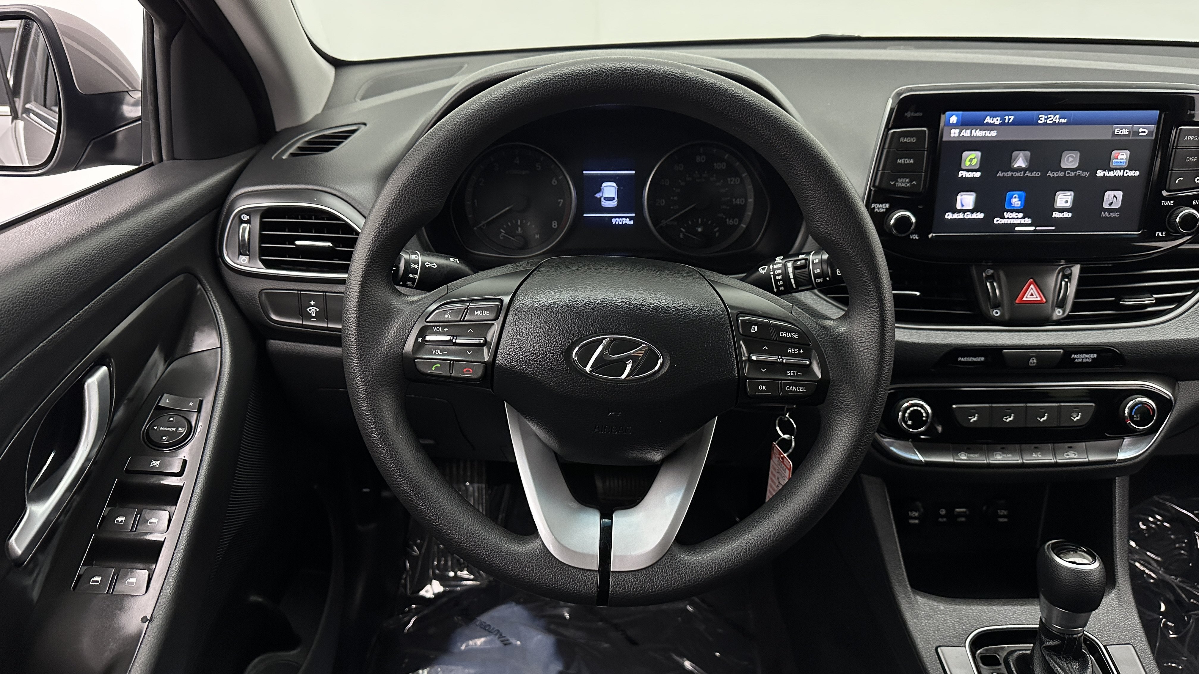 Used 2020 Hyundai Elantra GT FWD image 24